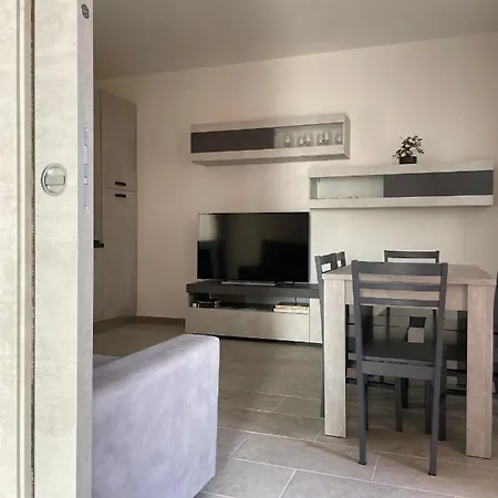 Apartament Olbios *